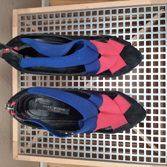 ZARA Colorblocked Strappy Stilettos - Picture 5 of 8